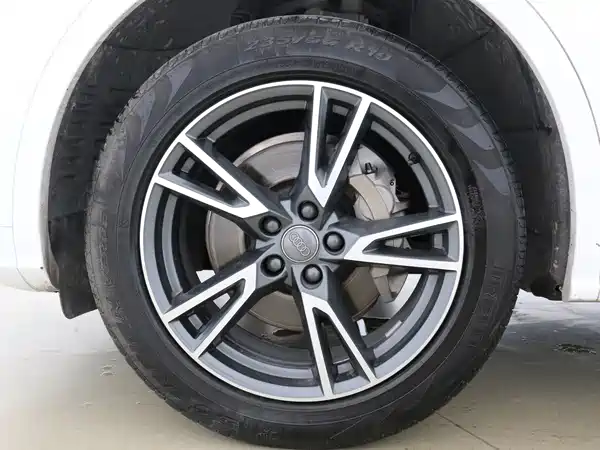 Audi Q5L 2018