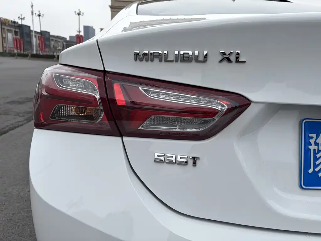 Chevrolet Malibu XL 2022 — фото 18