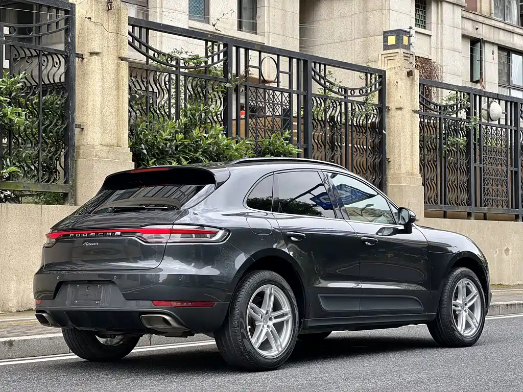 Porsche Macan 2018 — фото 6