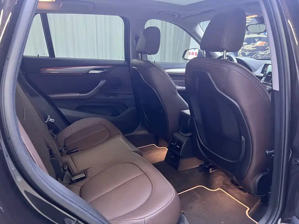 BMW X1 2017 — фото 16