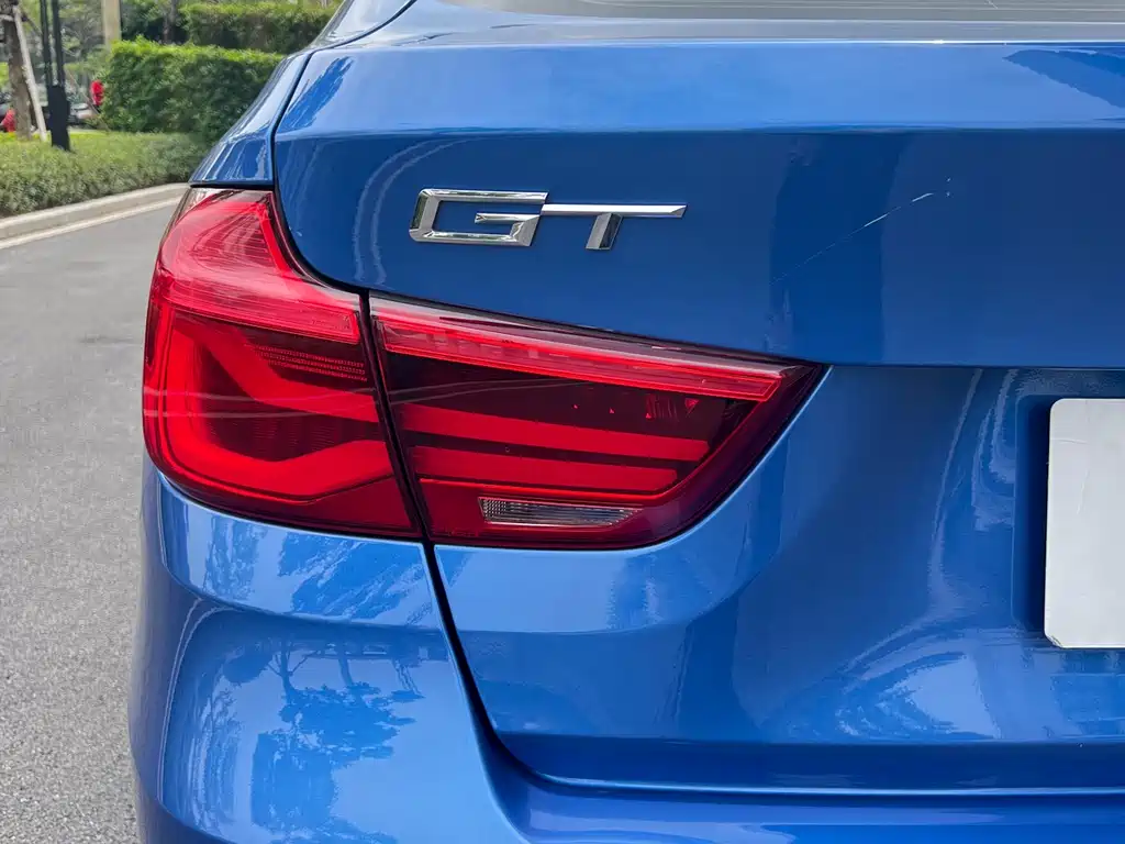 BMW 3 Series GT 2019 — фото 10