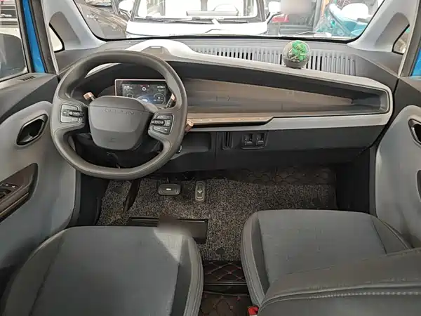 Baojun E200 2019