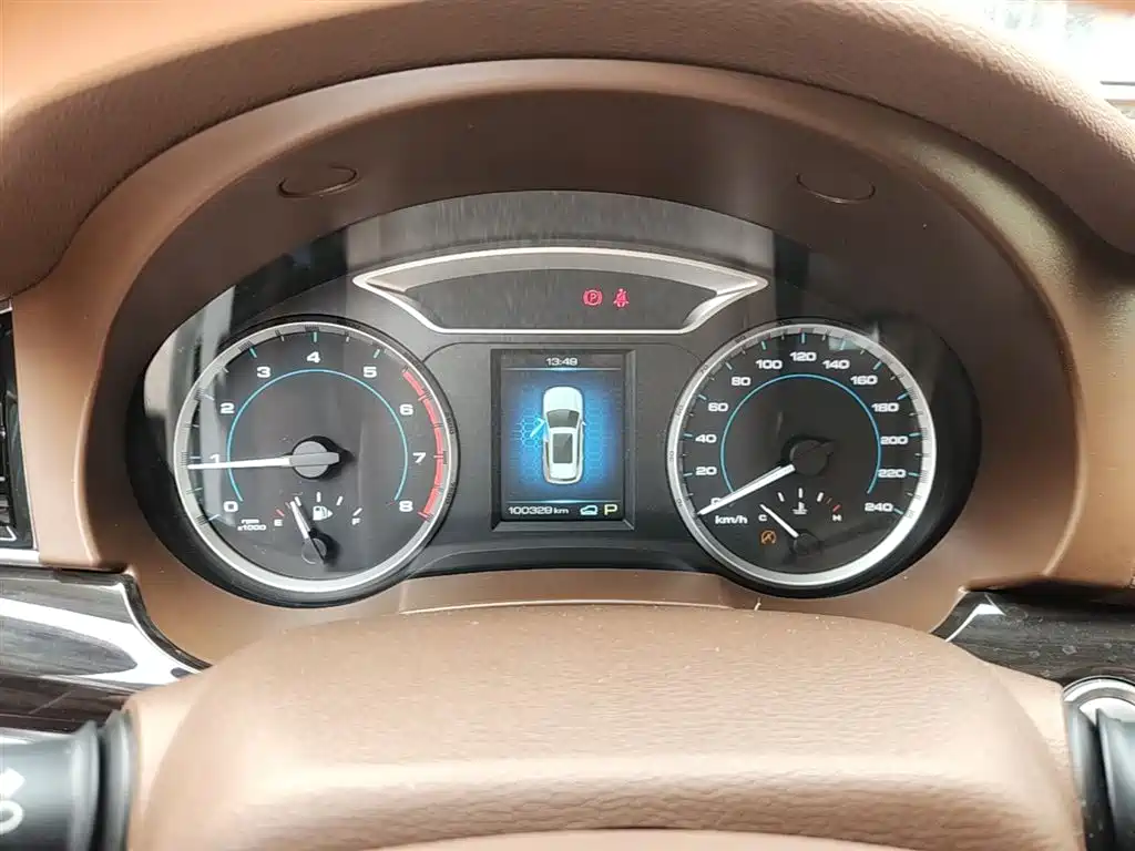 Haval H7 2017 — фото 12
