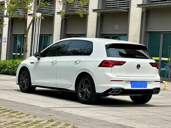 Volkswagen Golf 2023