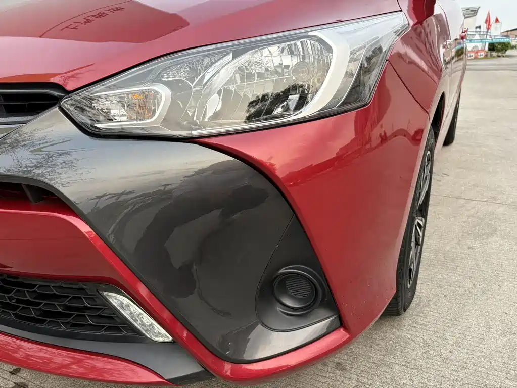 Toyota Yaris L 2019 — фото 14