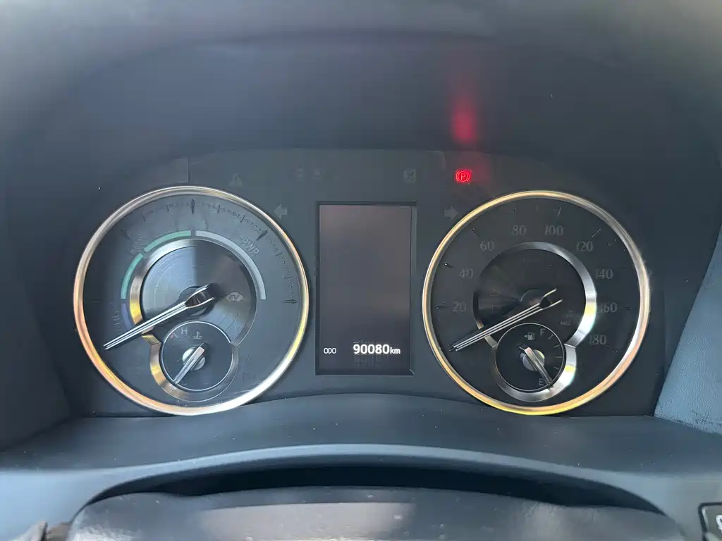 Toyota Vellfire 2021 — фото 10