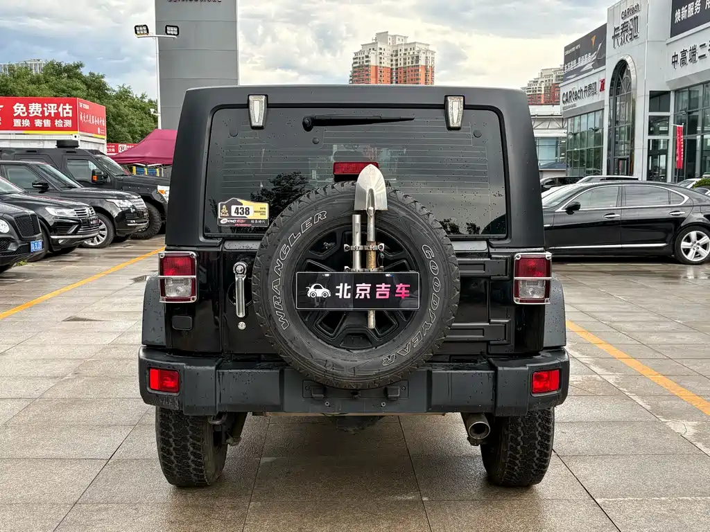 Jeep Wrangler 2014 — фото 4