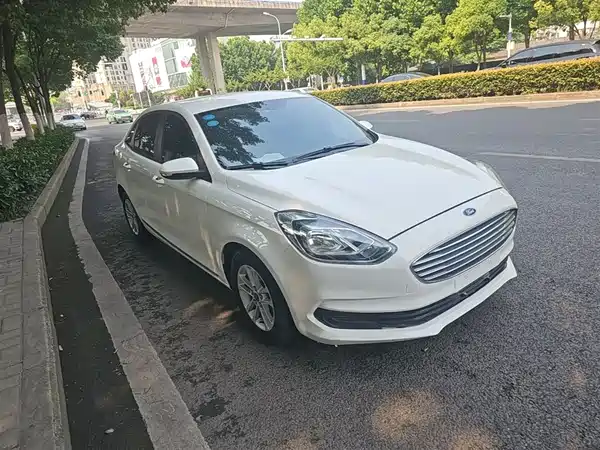 Ford Escort 2019