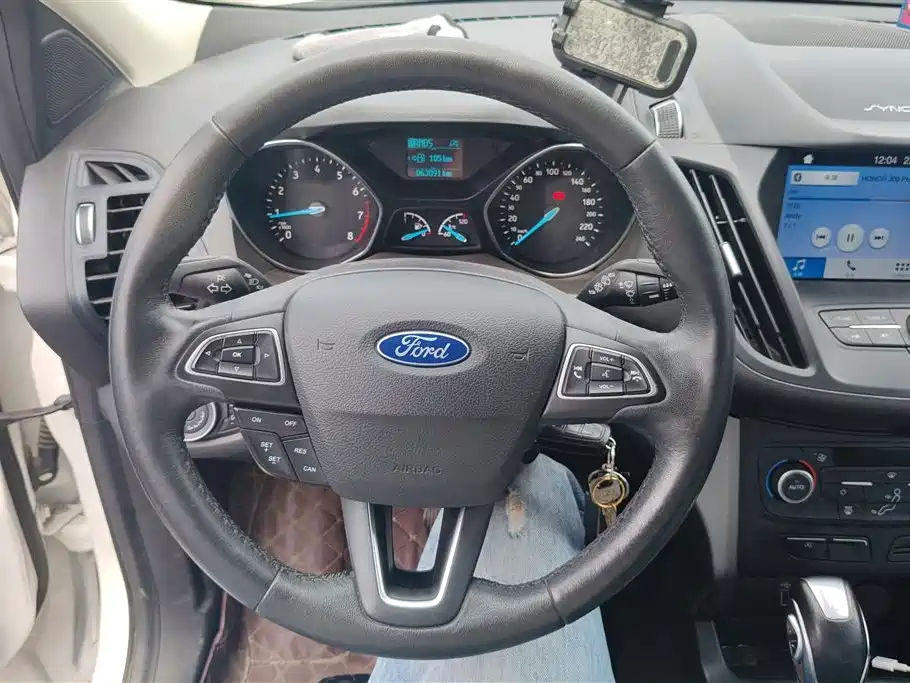 Ford Kuga 2020 — фото 15
