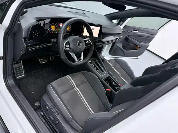 Volkswagen Golf 2023
