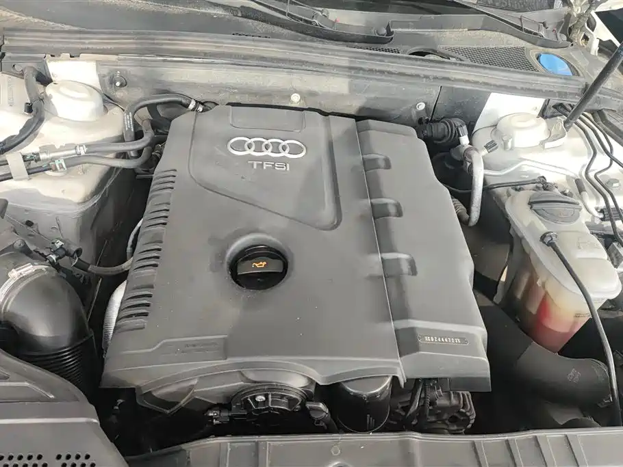 Audi A4L 2014 — фото 10