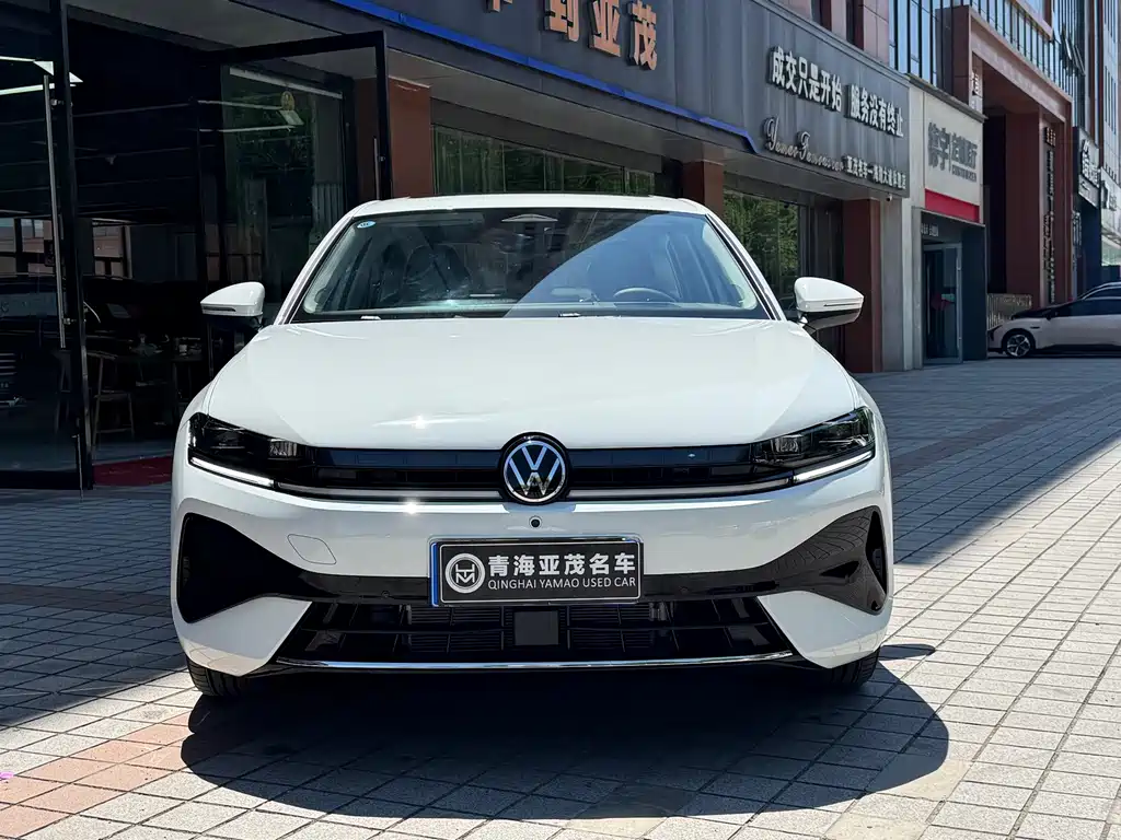Volkswagen Sagitar 2025