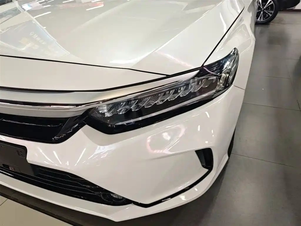 Honda Inspire 2023 — фото 24