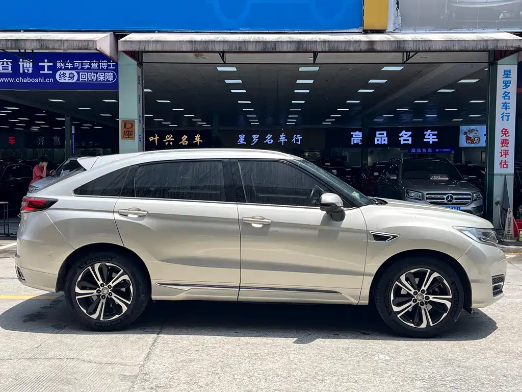 Honda UR-V 2018 — фото 7