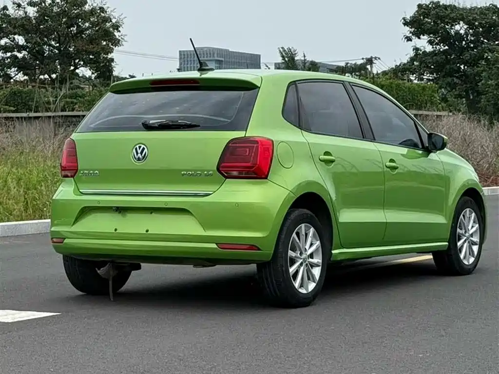 Volkswagen Polo 2015 — фото 6