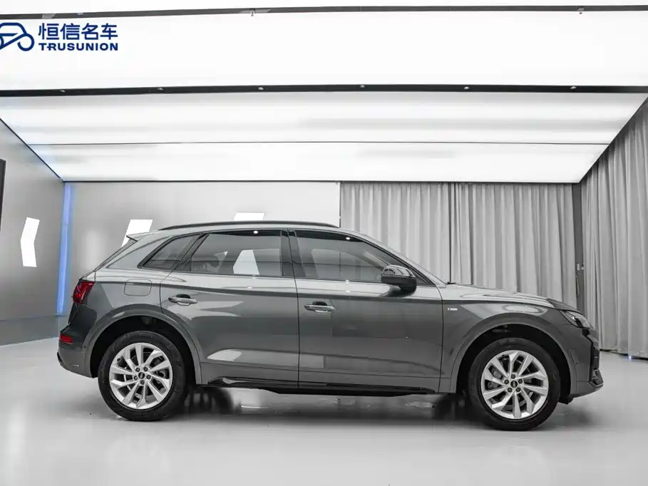 Audi Q5L 2022 — фото 4