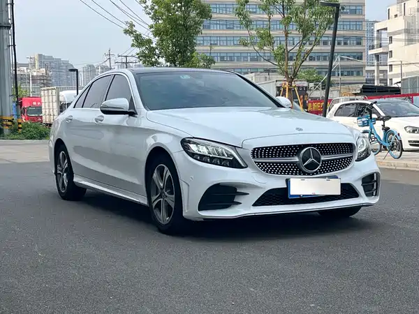 Mercedes-Benz C-Class 2020