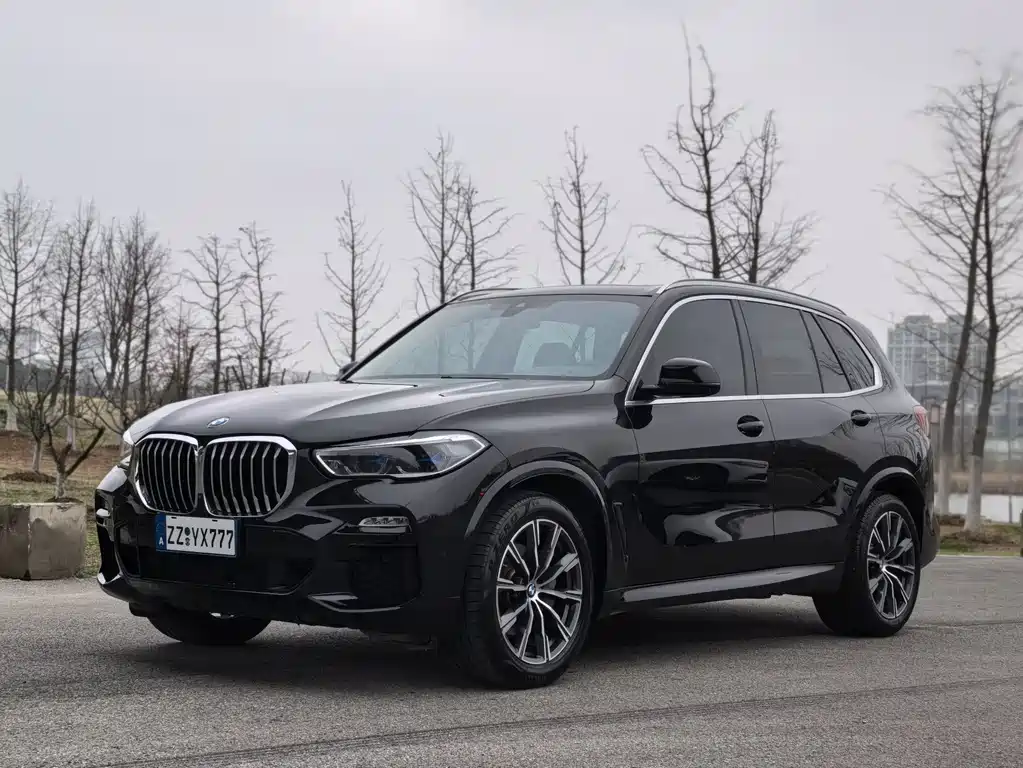 BMW X5 2020 — фото 1