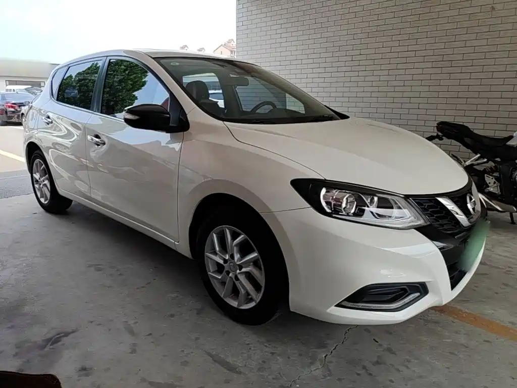 Nissan Tiida 2022