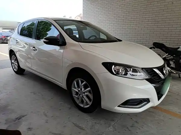 Nissan Tiida 2022