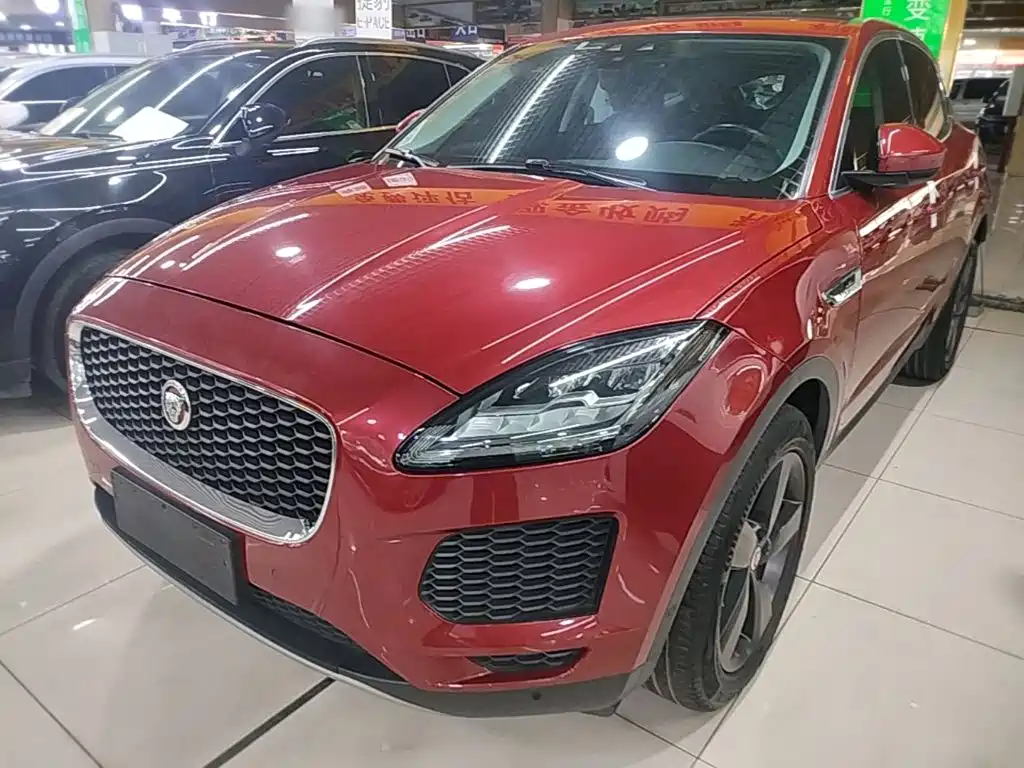 Jaguar E-PACE 2020 — фото 2
