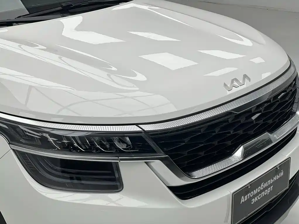 Kia KX3 Proud Running 2022