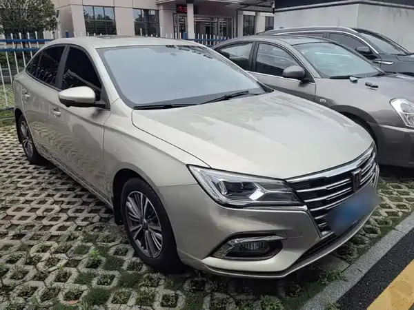 Roewe i5 2019