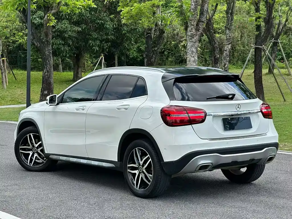 Mercedes-Benz GLA 2017 — фото 9