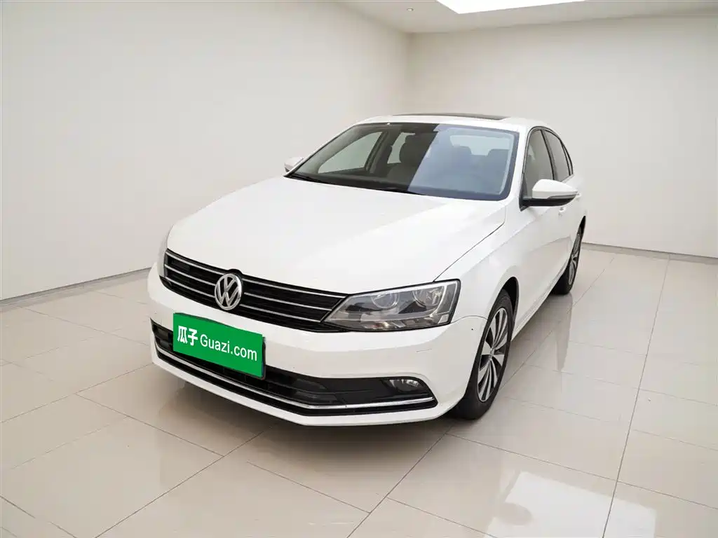 Volkswagen Sagitar 2017 — фото 1