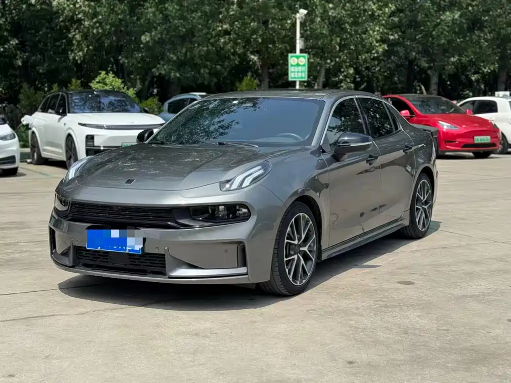 Lynk & Co 03 2021