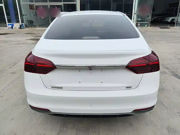 Geely Emgrand 2020