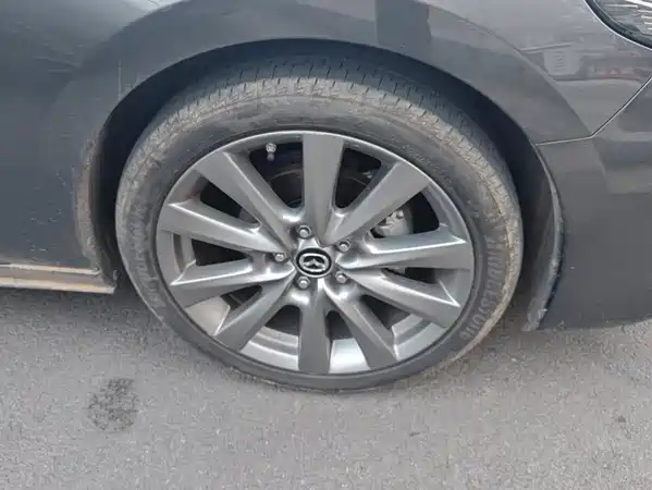 Mazda 3 Axela 2024