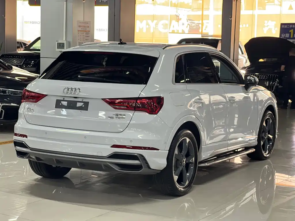 Audi Q3 2022 — фото 8