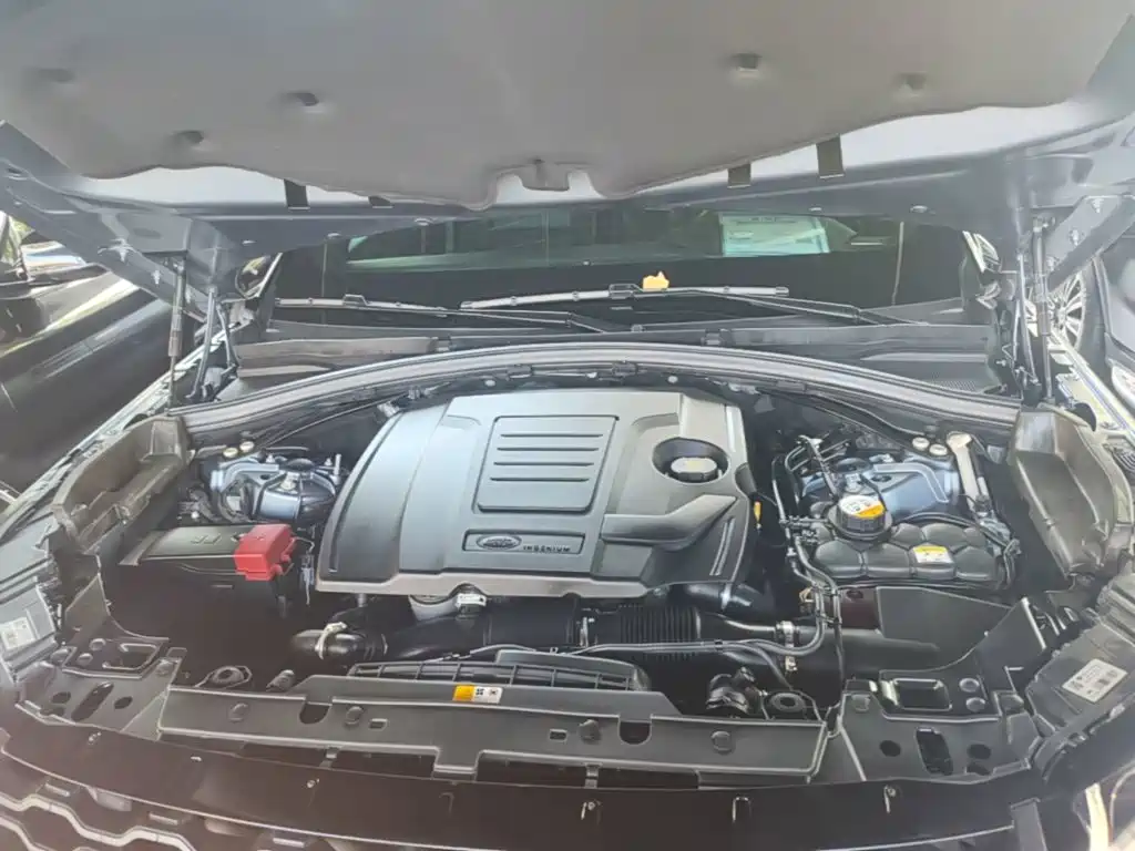 Land Rover Range Rover Velar 2019 — фото 20