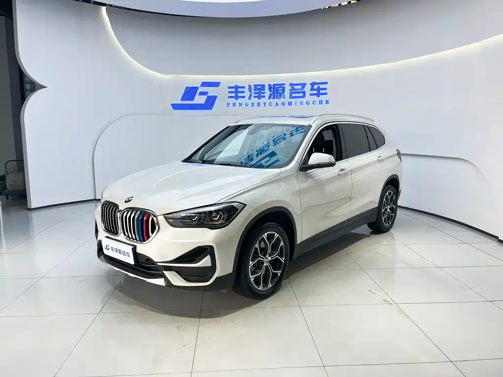 BMW X1 2023 — фото 1