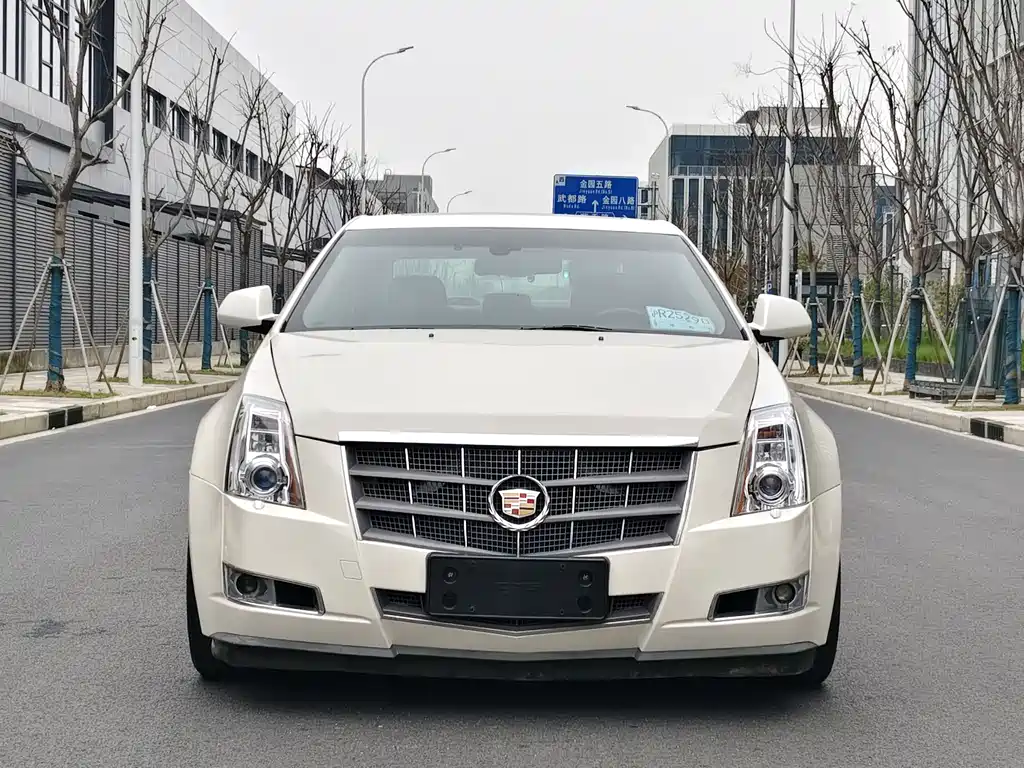 Cadillac CTS 2009 — фото 2