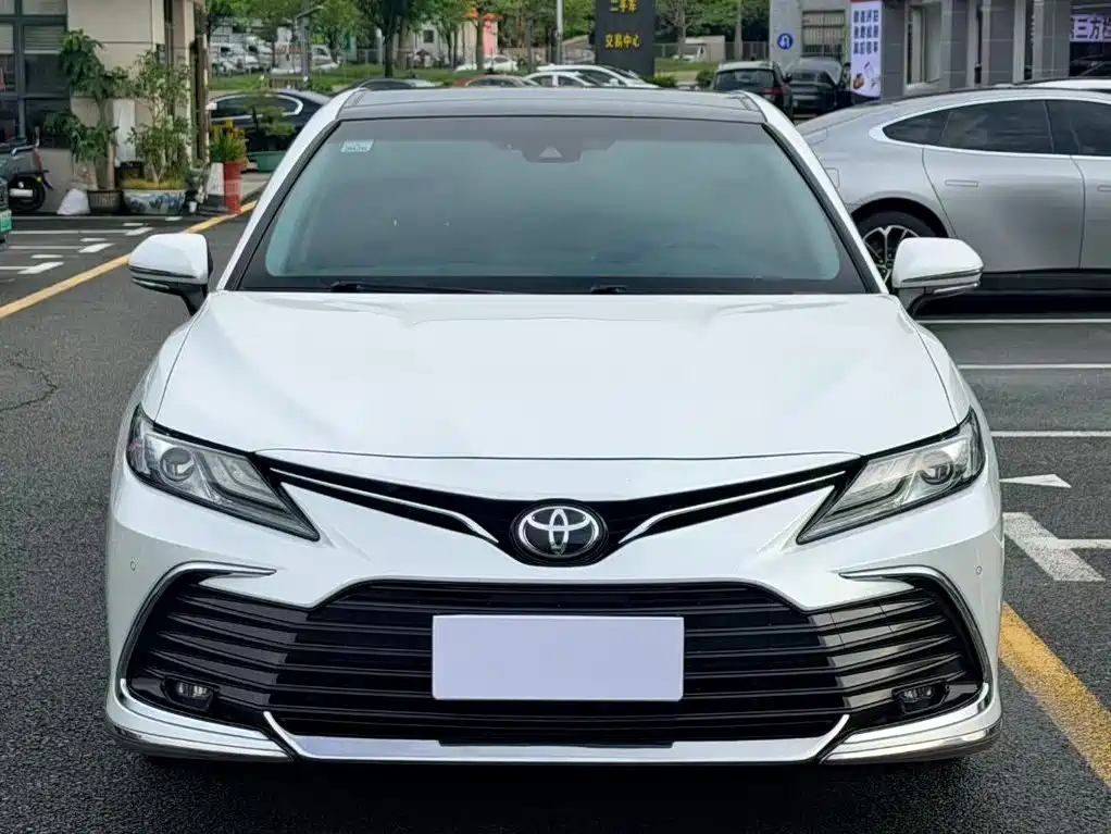 Toyota Camry 2022