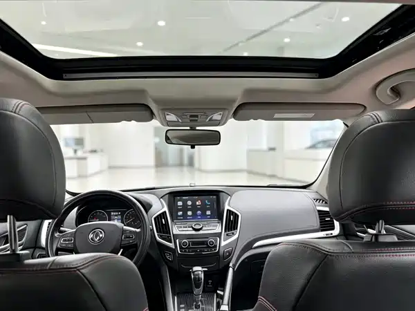 Dongfeng Fengshen AX7 2017
