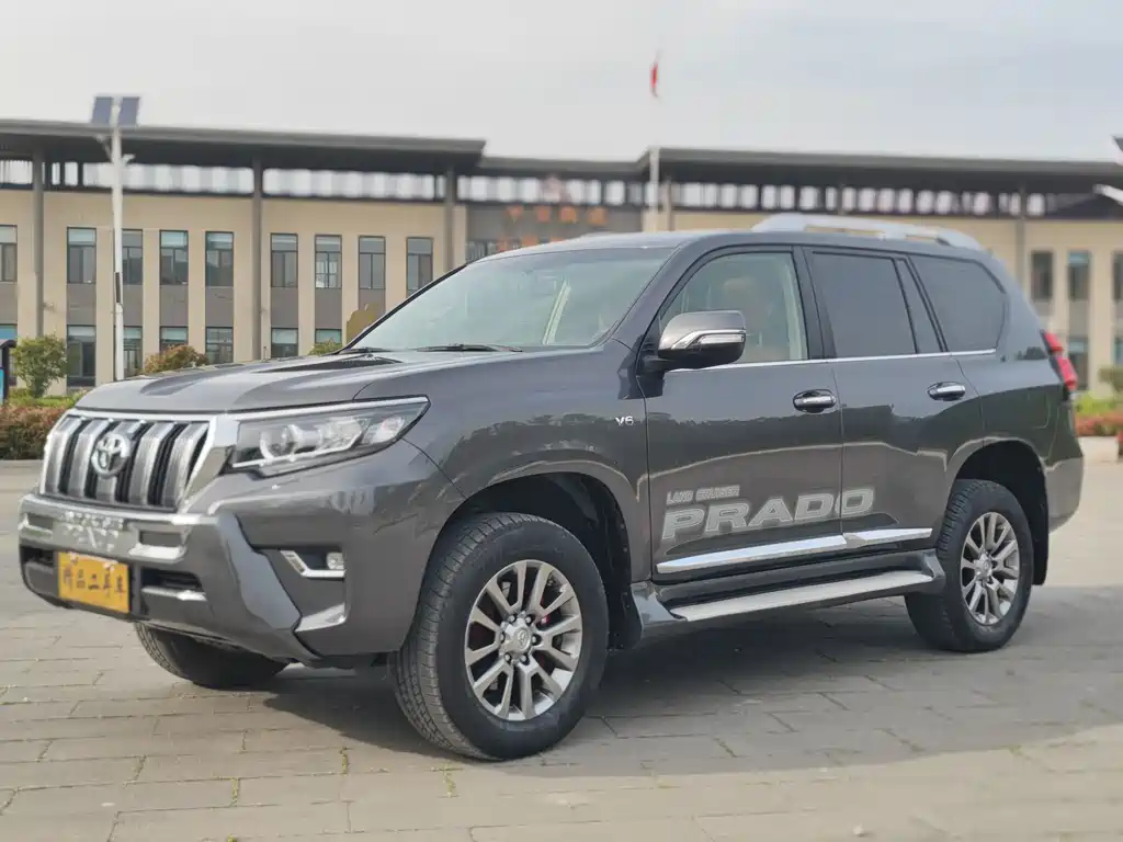 Toyota Prado 2020 — фото 1