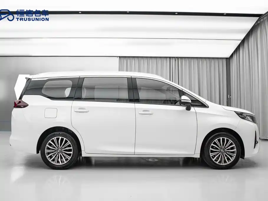 GAC Trumpchi M6 2020 — фото 8