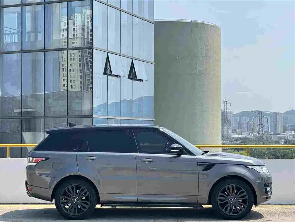 Land Rover Range Rover Sport 2018 — фото 17