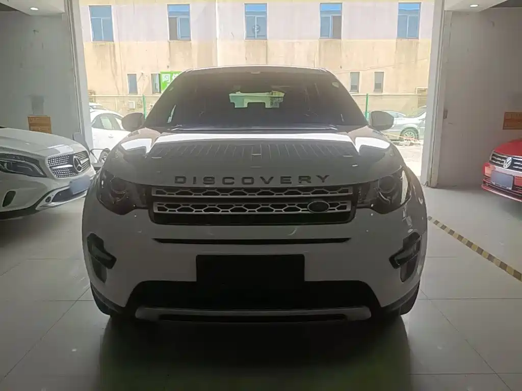 Land Rover Discovery Sport 2017 — фото 3
