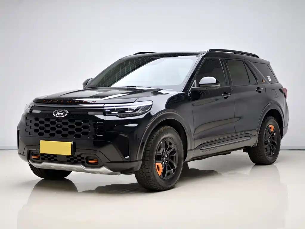 Ford Explorer 2025 — фото 1