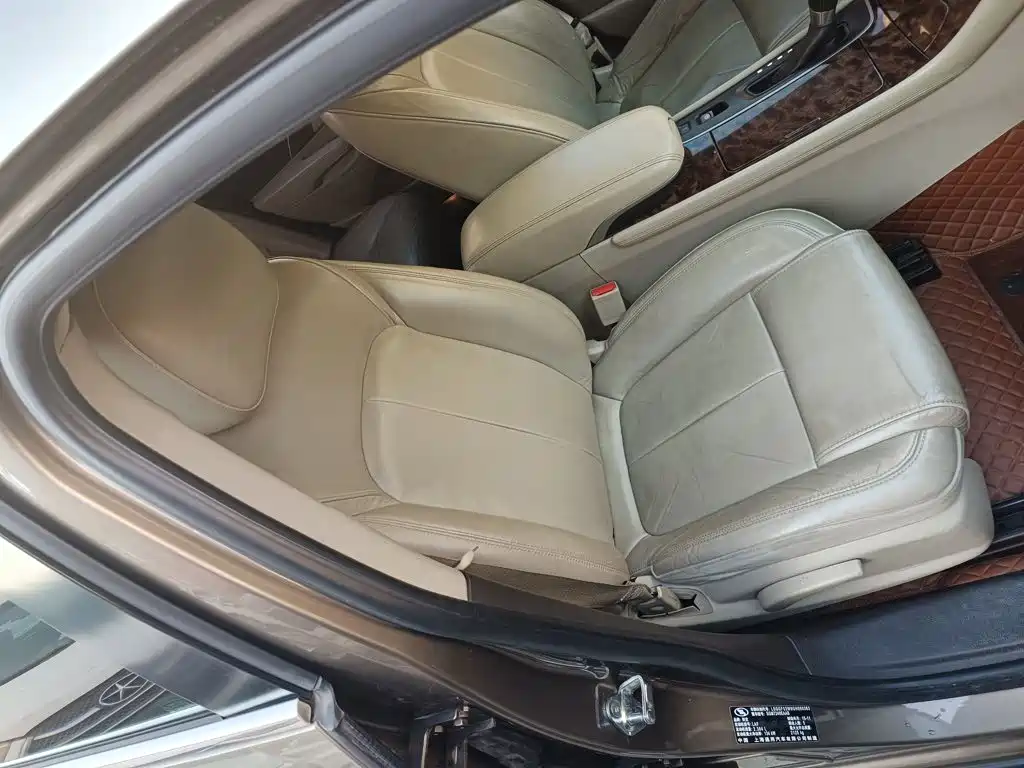 Buick LaCrosse 2015 — фото 21