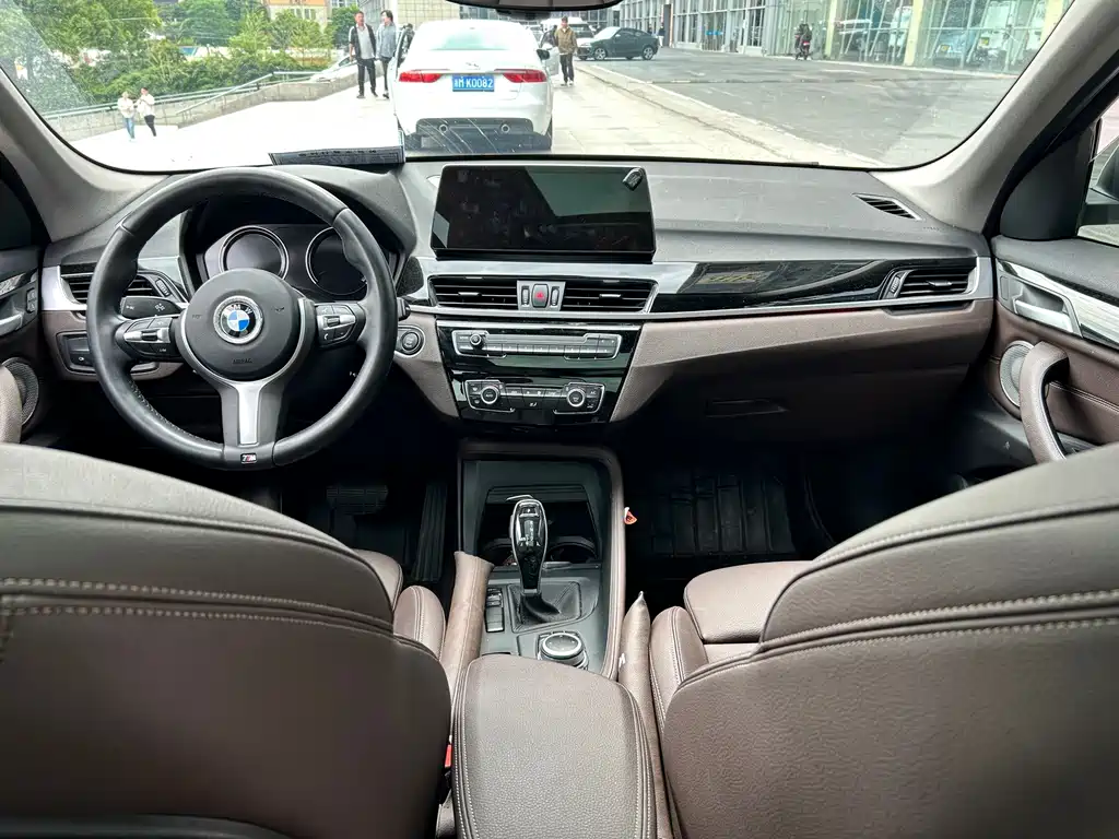 BMW X1 2022 — фото 15