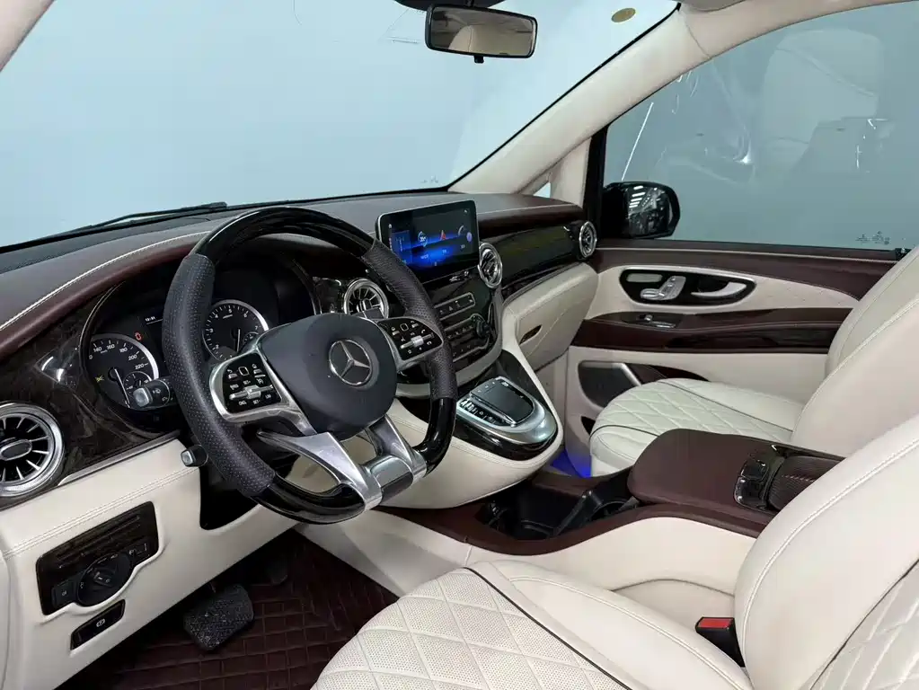 Mercedes-Benz Vito 2022 — фото 9