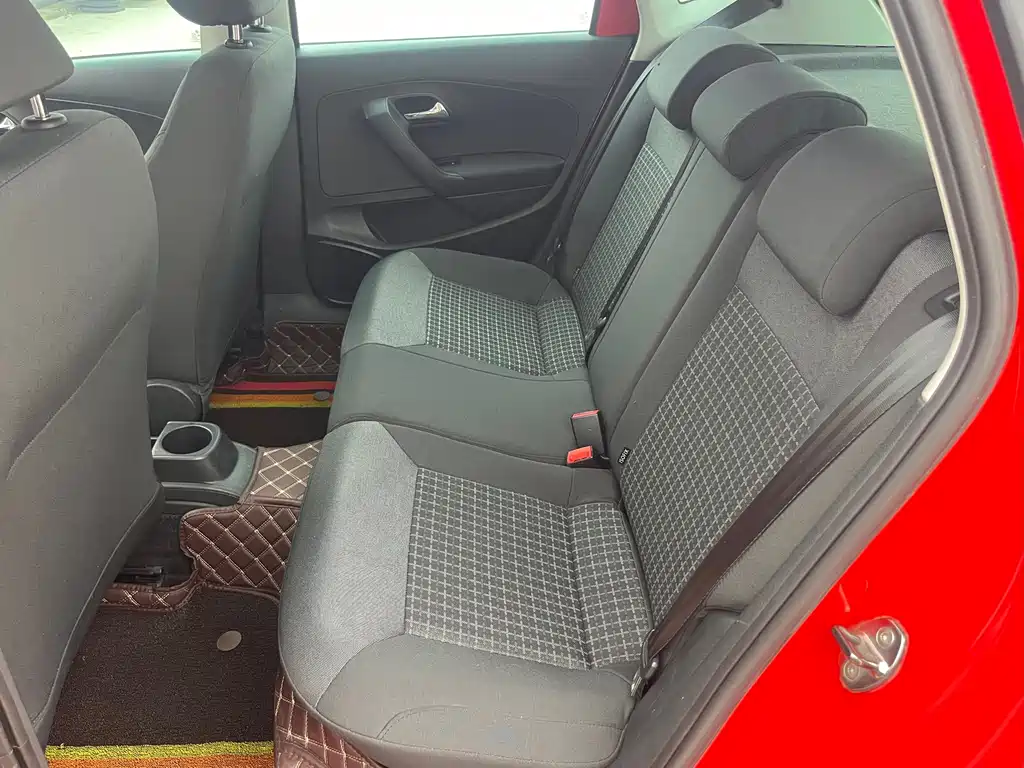 Volkswagen Polo 2016