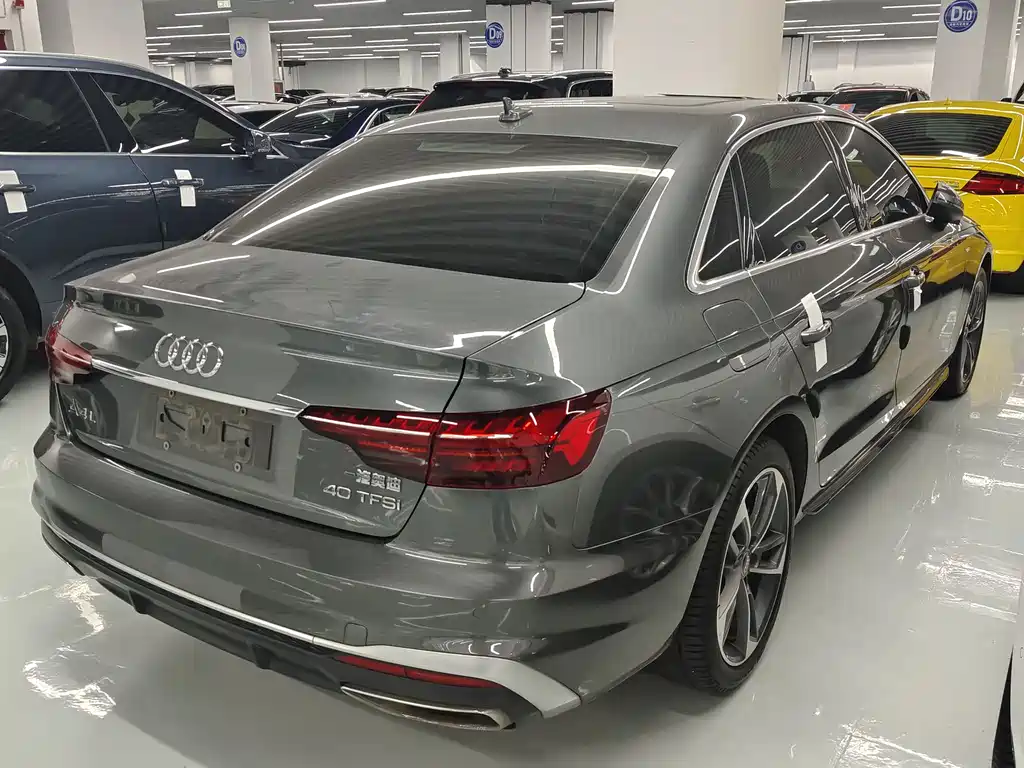 Audi A4L 2021