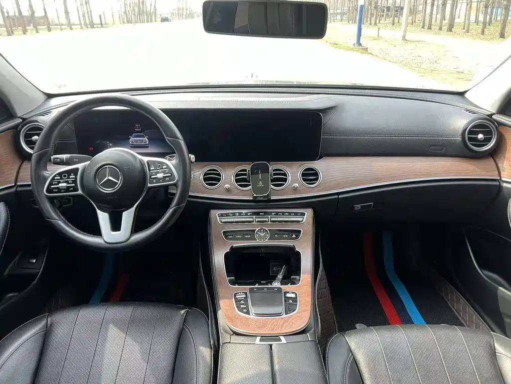 Mercedes-Benz E-Class 2020 — фото 14
