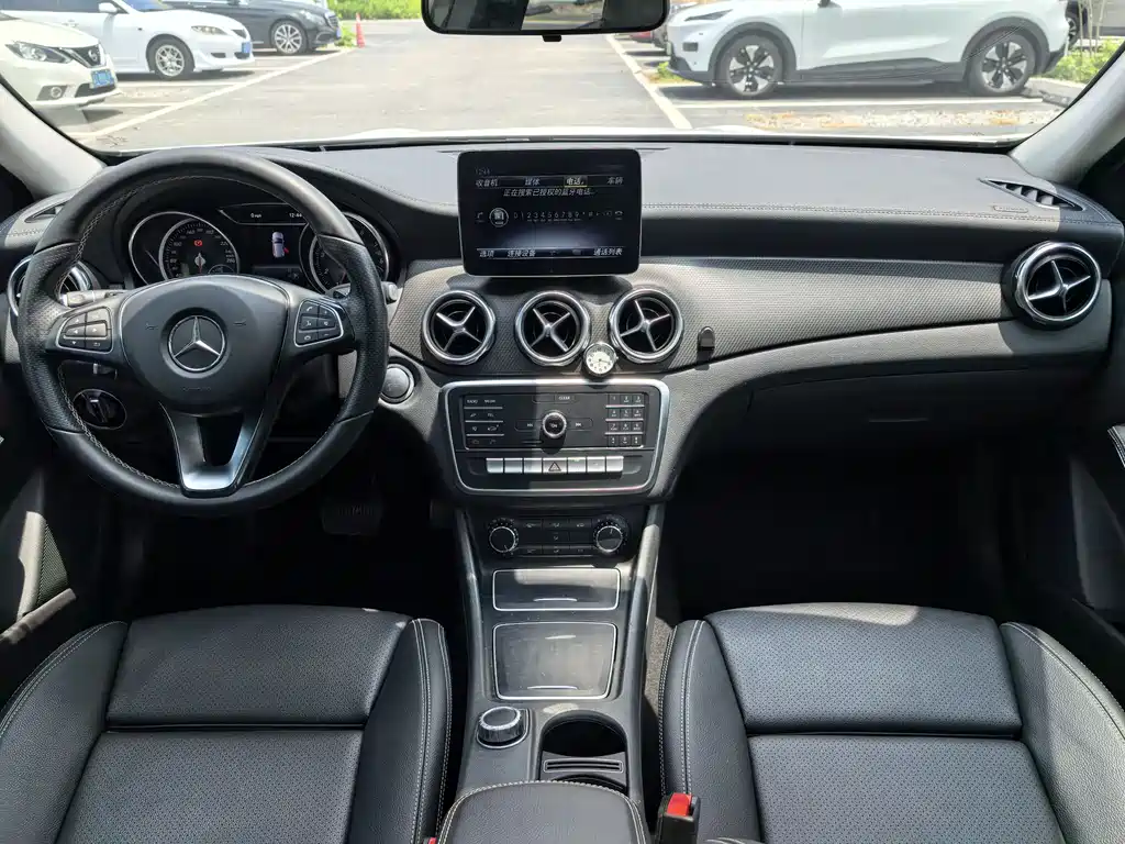 Mercedes-Benz GLA 2018 — фото 9